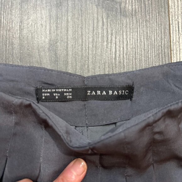 Zara Palazzo Trousers Womens Small Gray High Waisted Wide Leg Pleated Minimalist - Picture 2 of 6